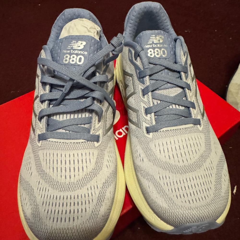 New Balance 880 v15 Light Blue Athletic Sneakers